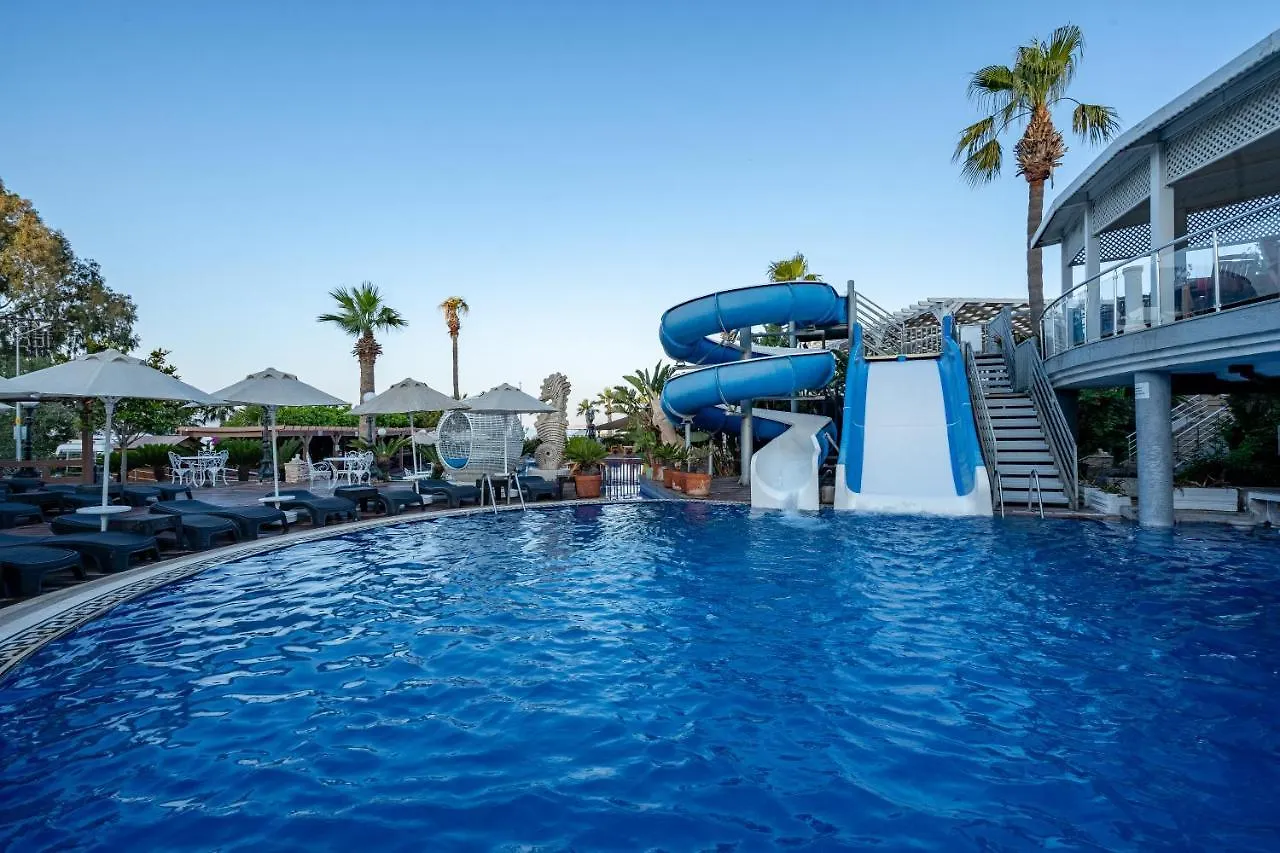 Golden Beach Bodrum Turgutreis 4*,