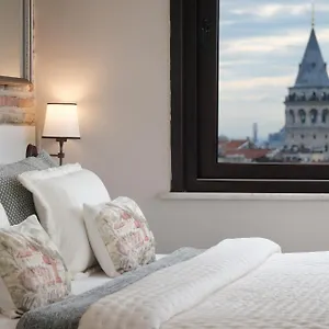 https://the-pera-hotel.istanbul-turkeyhotels.com
