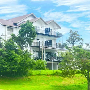 https://galaxy-grand-hotel.kandyhotelsnow.com